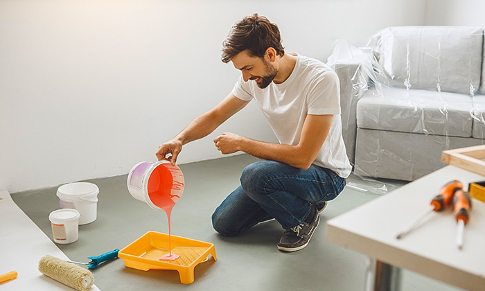 Peintures : Souvent contaminés par des polluants chimiques et des métaux lourds